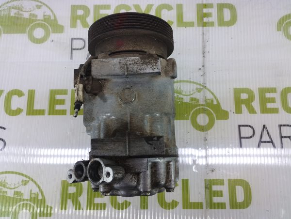 Compresor De A/a Renault Sandero 1.6 (05186286)