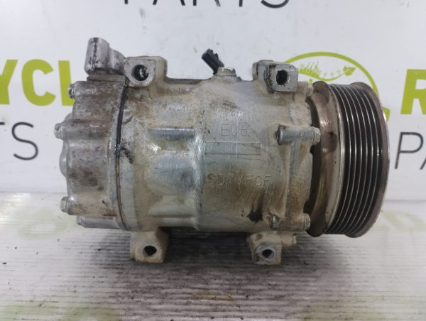 Compresor De A/a Renault Duster 2.0 (05398986)
