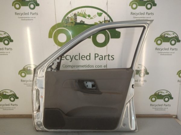 Puerta Delantera Derecha Vw Polo (03983936)