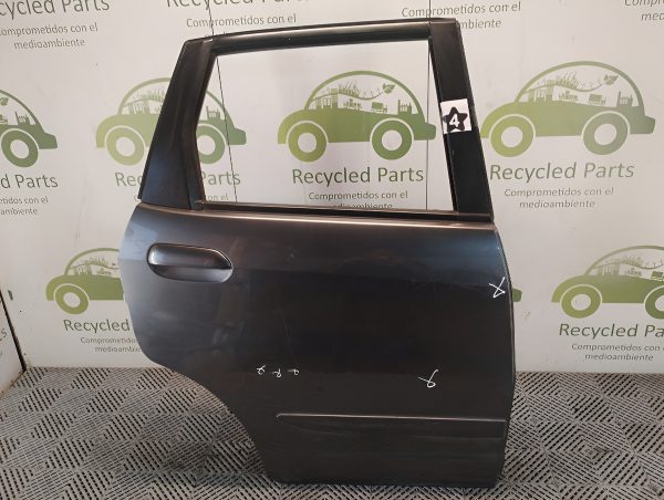 Puerta Trasera Derecha Honda Fit Li (05717524)