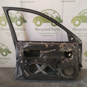 Puerta Delantera Izquierda Chevrolet Corsa (06117550)