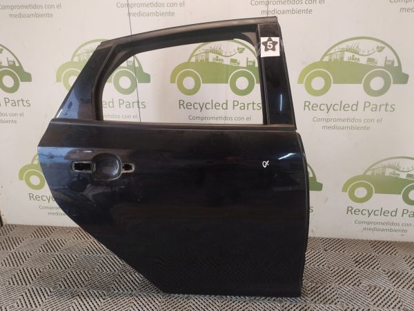 Puerta Trasera Derecha Ford Focus F3 (06023711)