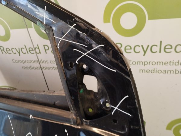 Puerta Delantera Derecha Chevrolet Sonic (05044916)