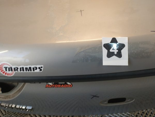 Tapa De Baul Renault Megane F1 (06181268)