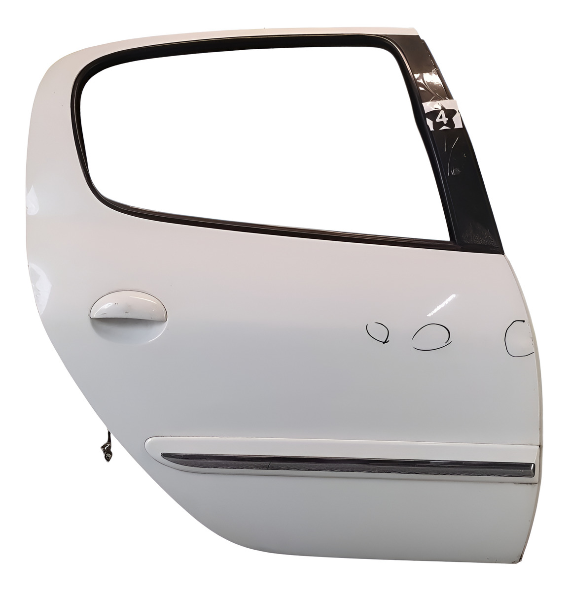 Puerta Trasera Derecha Peugeot 207 (06060113)