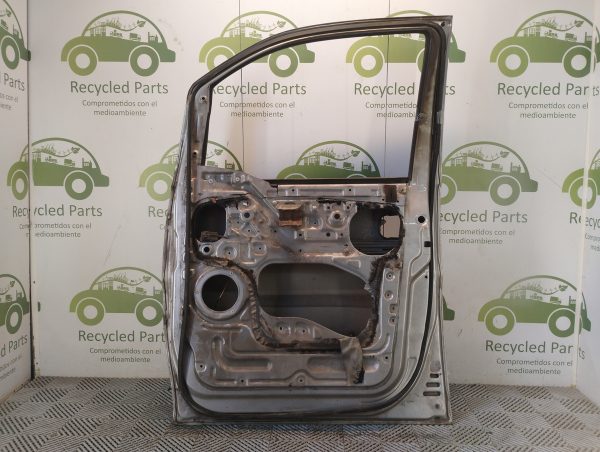 Puerta Delantera Derecha Hyundai H1 (05300370)