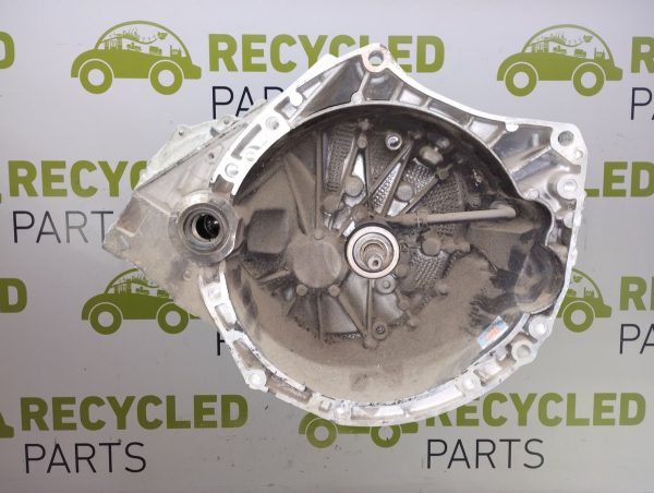 Caja De Velocidades Nissan Tiida 1.8 16v (02840379)