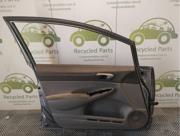 Puerta Delantera Izquierda Honda Civic 8va (06057562)