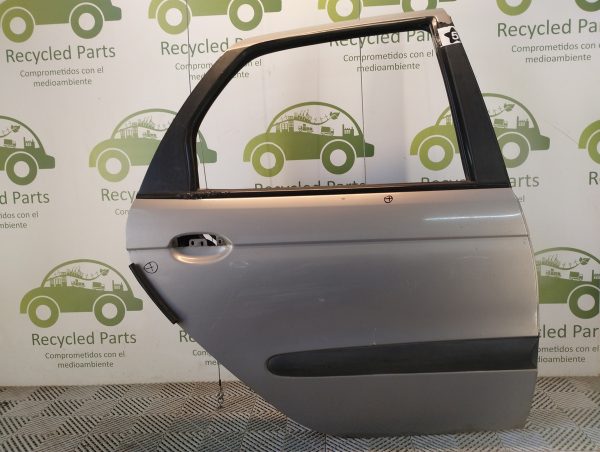Puerta Trasera Derecha Renault Scenic (05186720) Lp