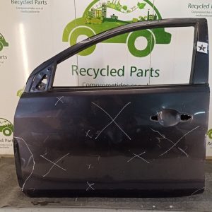 Puerta Delantera Izquierda Nissan Versa (04378788)
