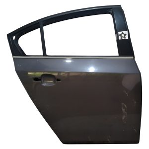 Puerta Trasera Derecha Chevrolet Cruze 4p (05574761) Lp