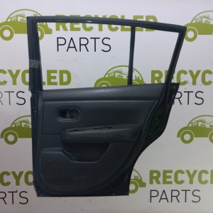 Puerta Trasera Derecha Nissan Tiida 5p (05700256) Lp*