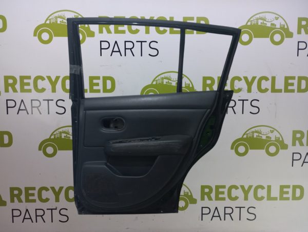 Puerta Trasera Derecha Nissan Tiida 5p (05700256) Lp*