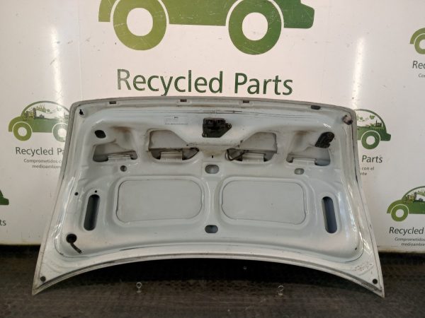 Tapa De Baul Fiat Siena F1 (04302984)