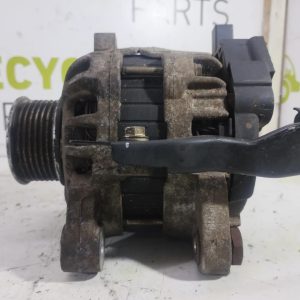 Alternador Toyota Hilux 2.8 (05948624)