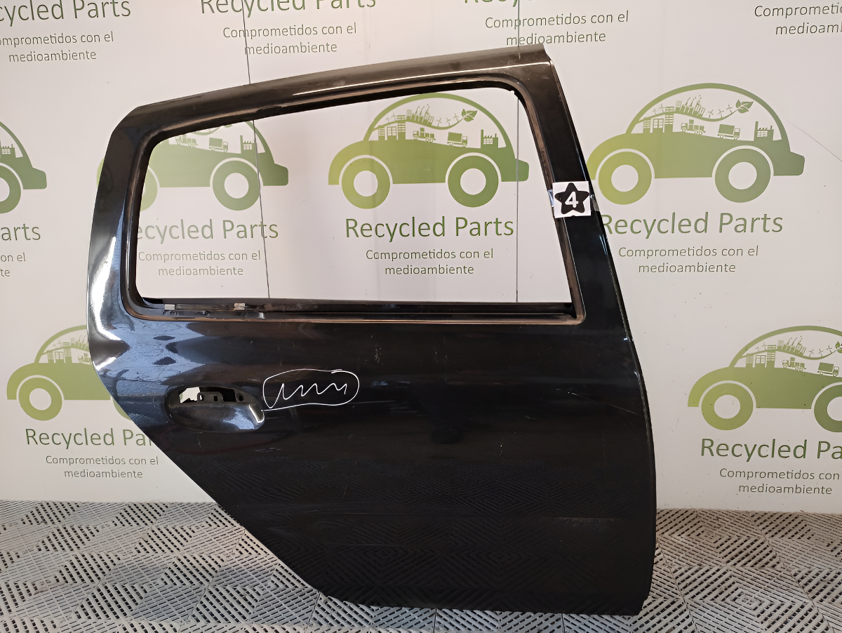Puerta Trasera Derecha Renault Clio Mio (04917724)