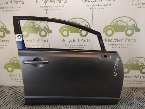 Puerta Delantera Derecha Honda Civic 8va (06057564)
