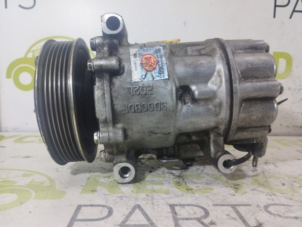 Compresor De A/a Peugeot 208 1.6 (05082951)
