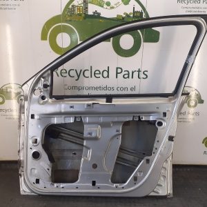 Puerta Delantera Derecha Renault Megane 2 (04425430)