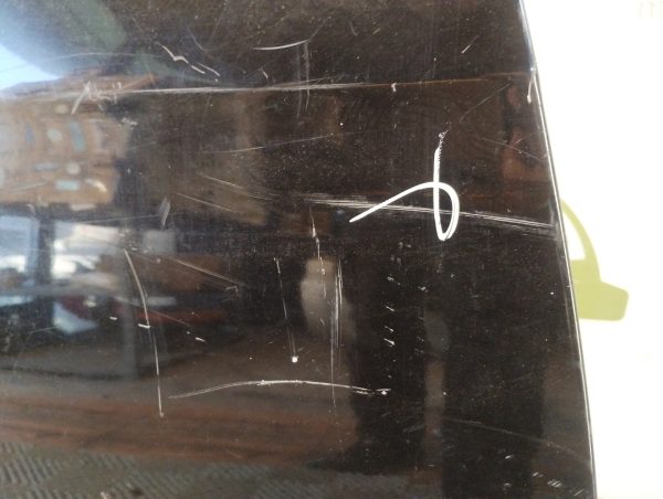 Puerta Trasera Derecha Vw Vento Lv (05235675)