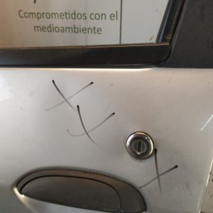 Puerta Delantera Izquierda Renault Logan Lv (06162381)