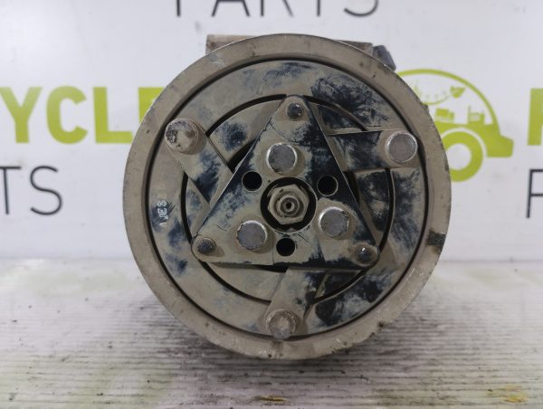 Compresor De A/a Renault Duster 2.0 (05398986)