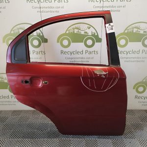 Puerta Trasera Derecha Chevrolet Aveo (04920783)