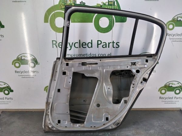 Puerta Trasera Derecha Renault Megane 2 4p (04410487)