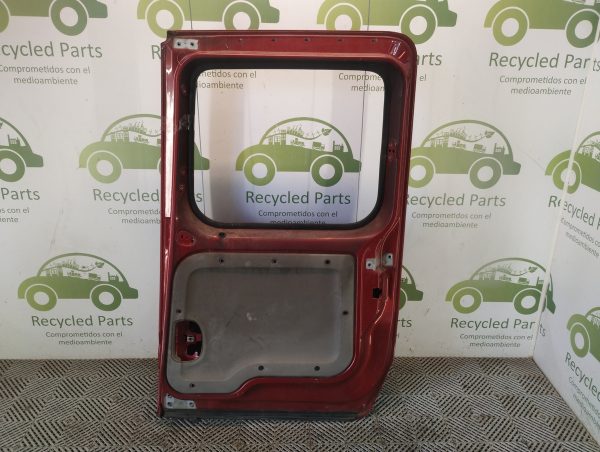 Puerta Trasera Derecha Renault Kangoo (05948837)