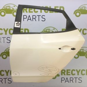 Puerta Trasera Izquierda Hyundai Tucson (04620724) Lp*