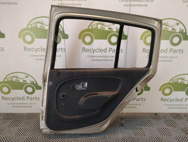 Puerta Trasera Derecha Renault Clio Mio (04995377)