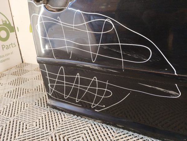 Puerta Delantera Derecha Vw Bora (05038218)
