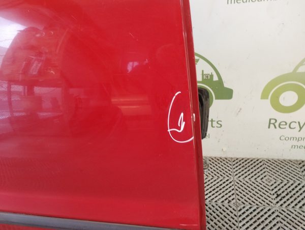 Puerta Trasera Derecha Vw Suran Lv (05912784)