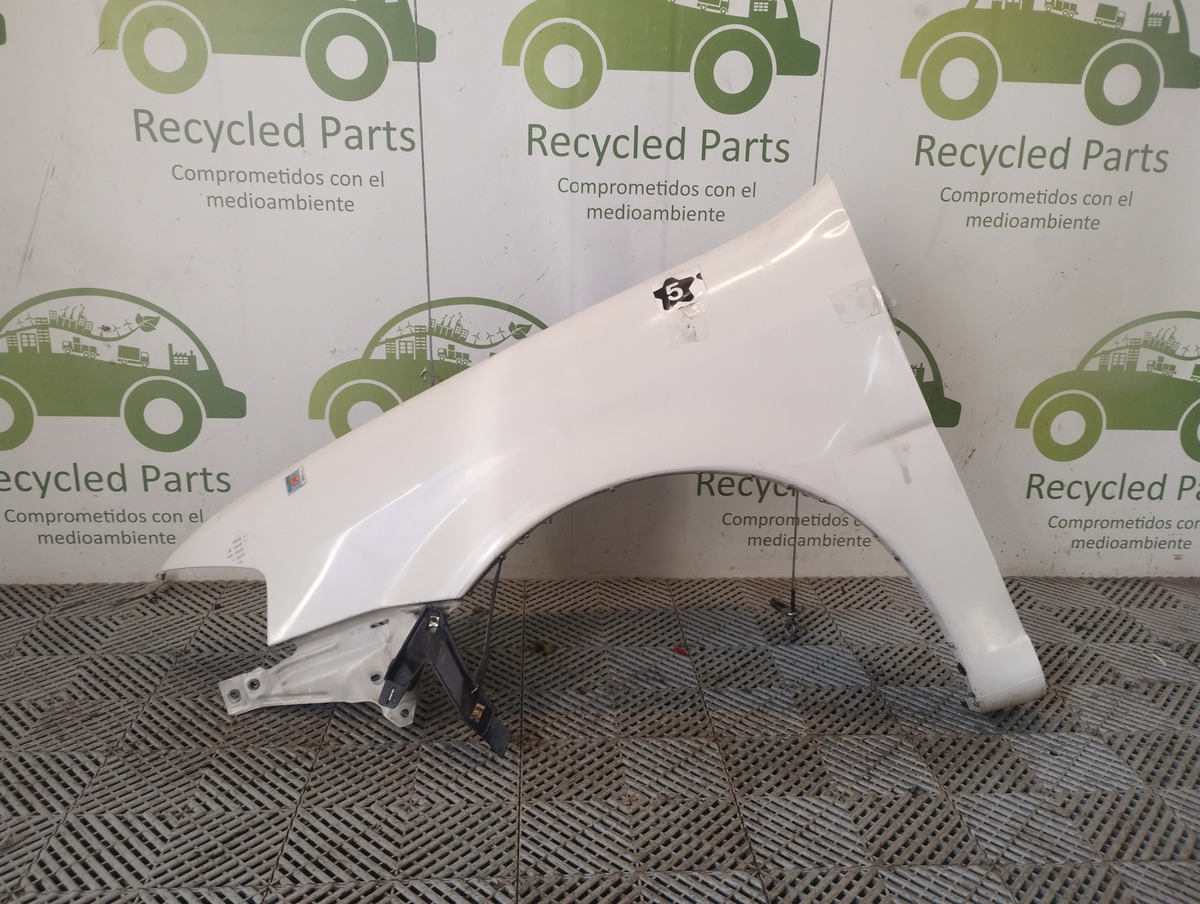 Guardabarro Izquierdo Vw Gol Power G4 (06681832)