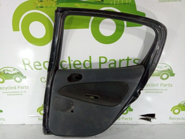 Puerta Trasera Derecha Peugeot 207 (03995493)