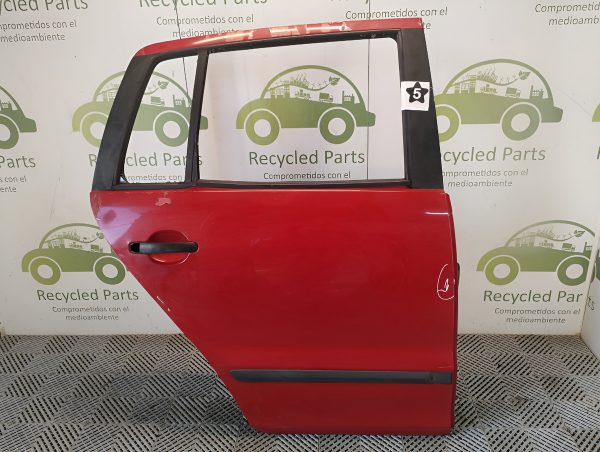 Puerta Trasera Derecha Vw Suran Lv (05912784)