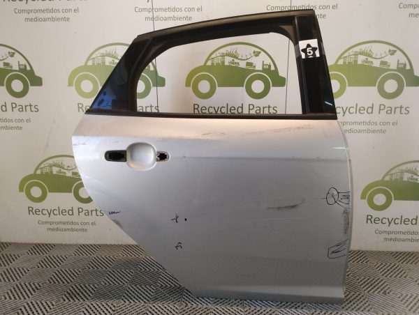 Puerta Trasera Derecha Ford Focus 3 (05076944)