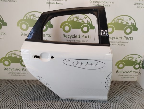Puerta Trasera Derecha Ford Focus 3 (04423097)