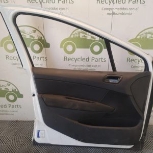 Puerta Delantera Izquierda Peugeot 308 (06827581)