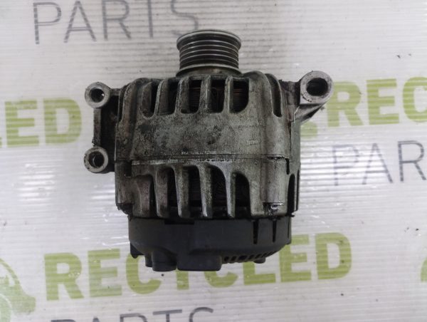Alternador Peugeot 3008 1.6 (05604409)