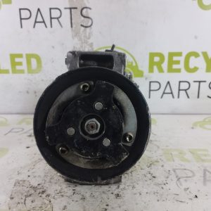 Compresor De A/a Vw Vento 2.5 (05844218)