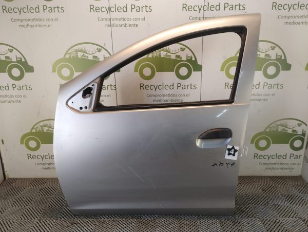 Puerta Delantera Izquierda Renault Logan Ln (05027394)