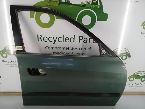 Puerta Delantera Derecha Hyundai Elantra (03099538)