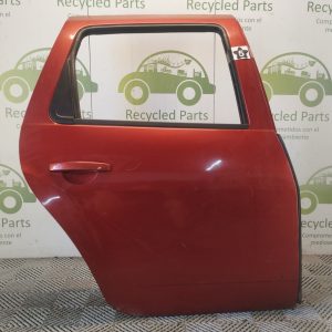 Puerta Trasera Derecha Renault Duster (05574903)