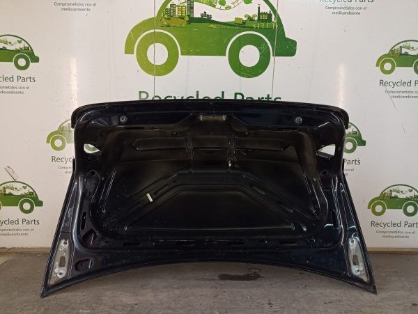 Tapa De Baul Vw Vento Lv (04404956)