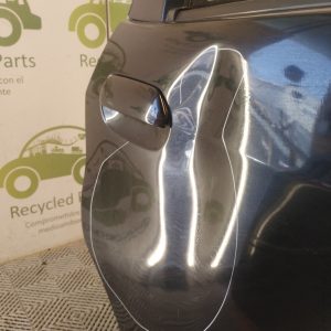 Puerta Trasera Derecha Honda Fit Li (06890230)