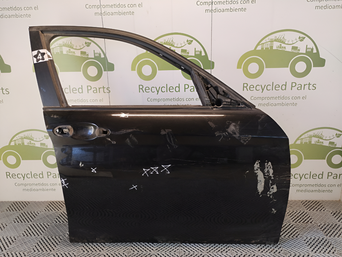 Puerta Delantera Derecha Bmw 116i (03056468)