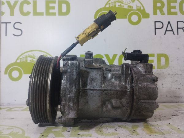 Compresor De A/a Peugeot 2008 1.6 Thp (05607431)