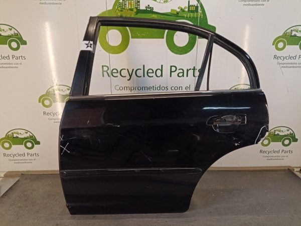 Puerta Trasera Izquierda Honda Civic 7ma (04523220) Lp