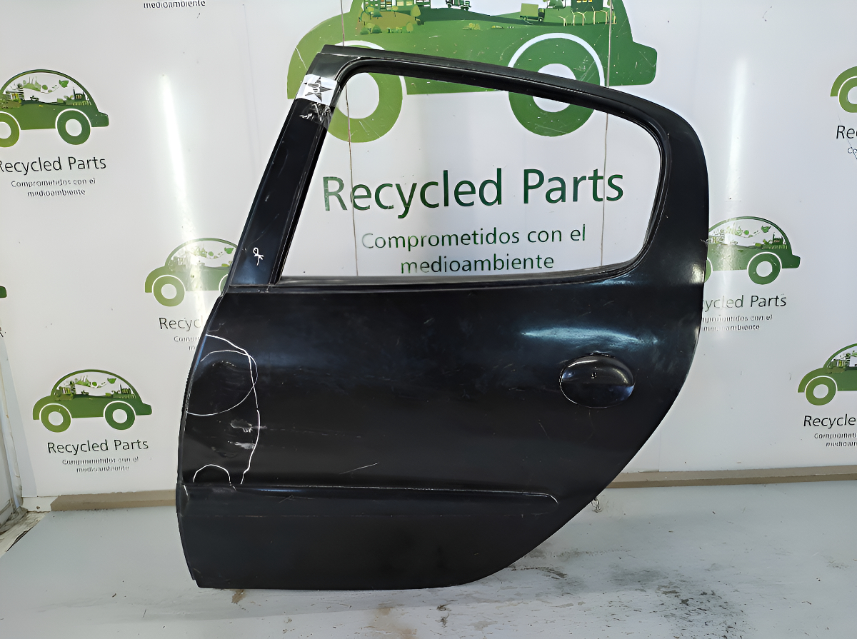 Puerta Trasera Izquierda Peugeot 207 (03833733)